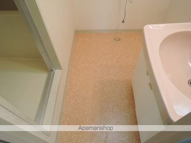 クレストテージ伏見の内装写真