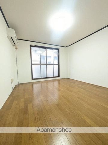 ハイツ嵯峨の内装写真