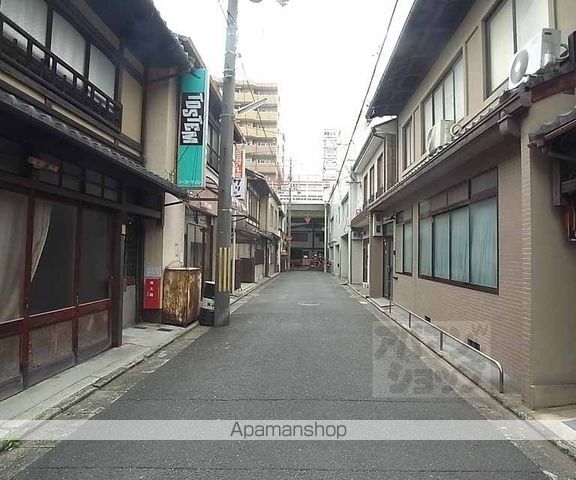 サンラック二条の周辺写真