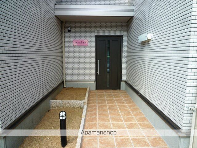 アザレアの玄関写真