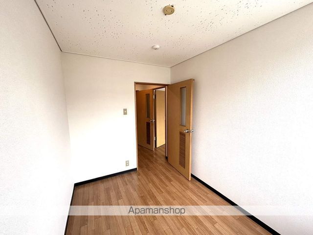 コスモロイヤル東苗穂B棟の内装写真