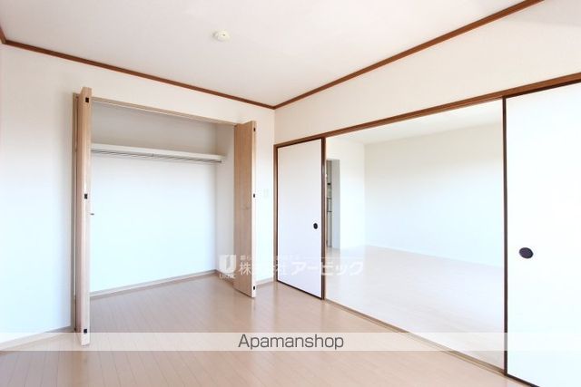 エムズ・アーク A棟の内装写真