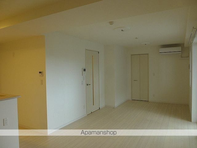 セントラルコート西町プレミアの内装写真