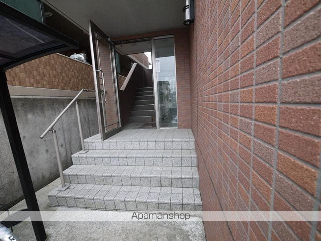 しゃとれ旭ヶ丘の玄関写真