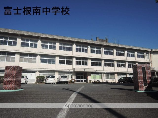 身延線 源道寺駅 徒歩19分 2階建 築13年の周辺写真