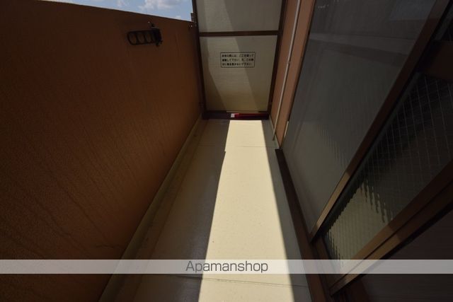 PS HIGASHI OSAKAの内装写真