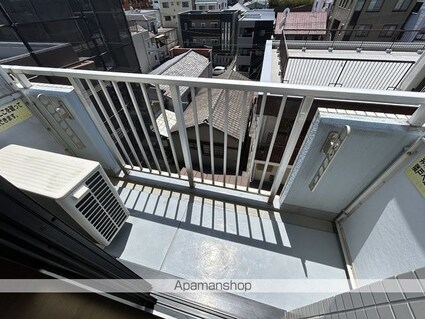 広島県広島市中区舟入幸町[1R/27.8m2]のバルコニー