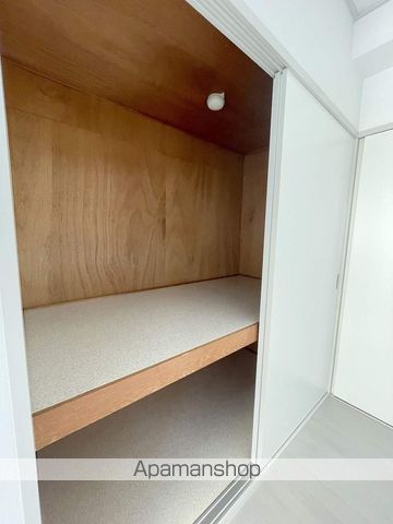 難波リーガルハウスの内装写真
