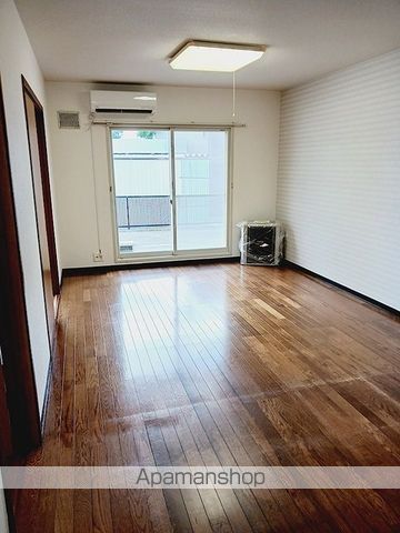 プリオール126の内装写真