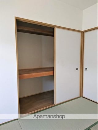 Ｇｒｅｅｎ　Ｃｏａｔ[2LDK/58.5m2]の内装4