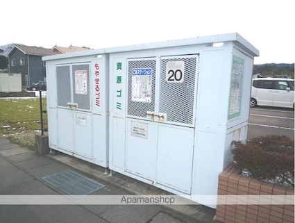 カーサコスタリオ[3LDK/69.3m2]の共用部2