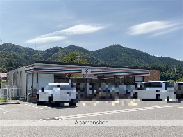 ウニコIIの周辺写真
