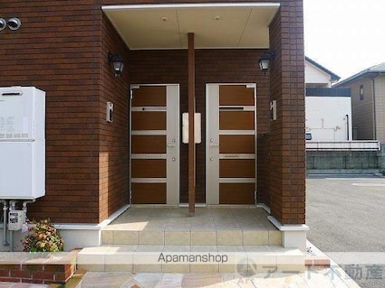 イーストハイツ[1K/30m2]のエントランス2