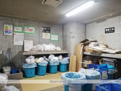 ヴァンテ・アン神楽坂[2LDK/73.92m2]の共用部2