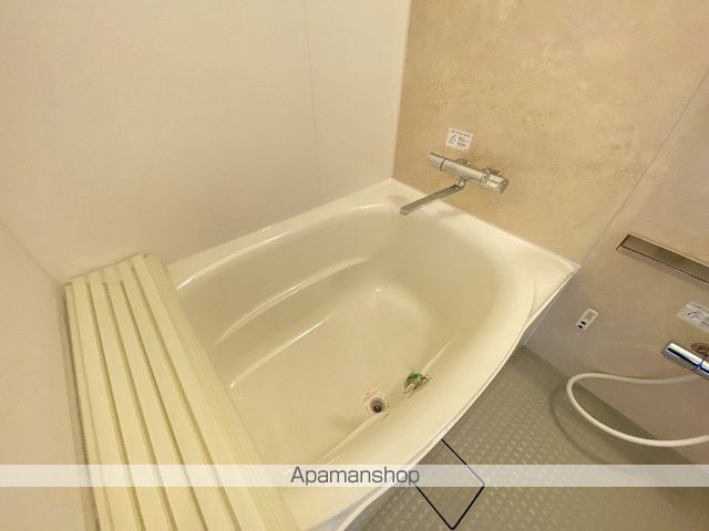 大瀬町貸家の内装写真