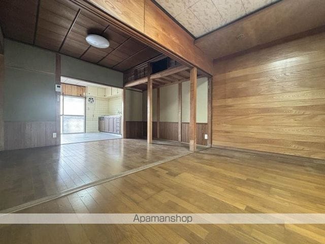 高松琴平電鉄志度線 松島二丁目駅 徒歩3分 2階建 築52年の内装写真