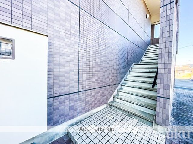 フォレスト・ビラの玄関写真