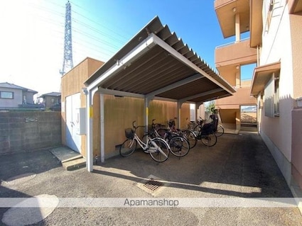 めぞん寺井[2LDK/50.51m2]の共用部1