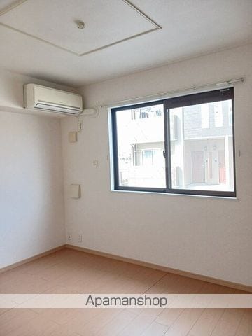 セレブリティ Bの内装写真