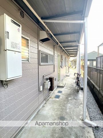 エステートピア赤池2号館の玄関写真