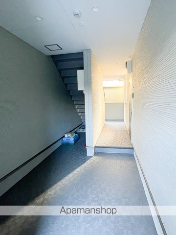 クレセント江坂の内装写真