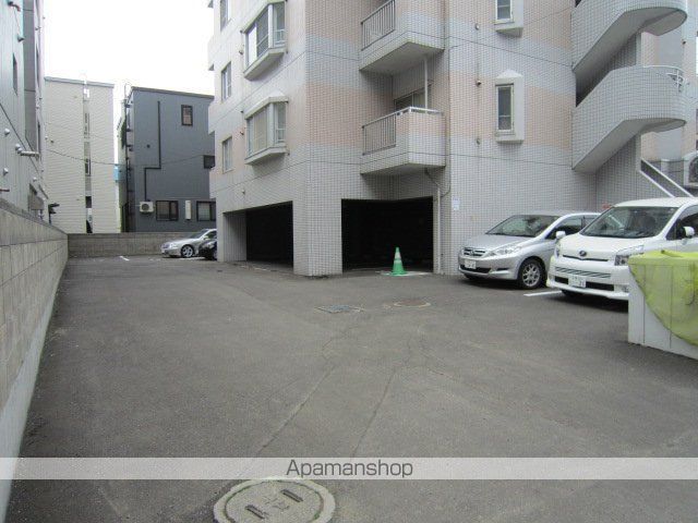 クレステージ南6条の外観写真