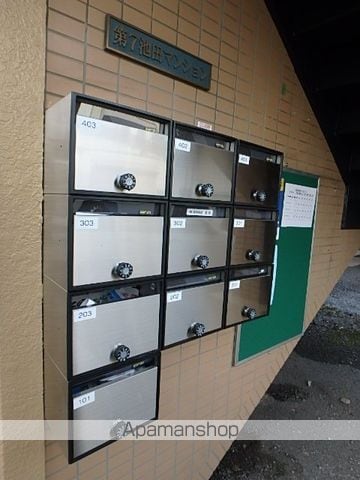第7池田マンションの玄関写真
