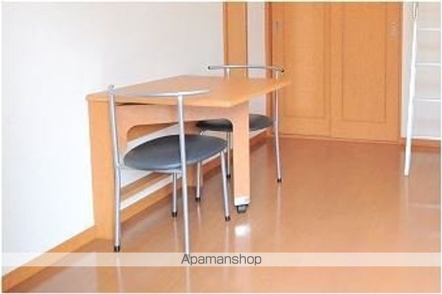 レオパレス小茂根の内装写真