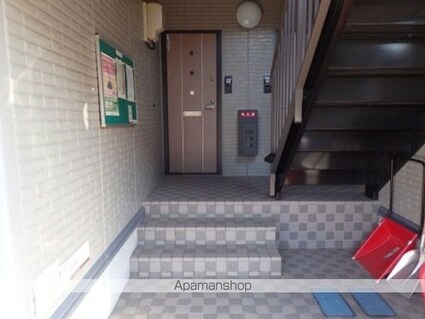 イーストヒルズＡＢ[2LDK/53.76m2]のエントランス