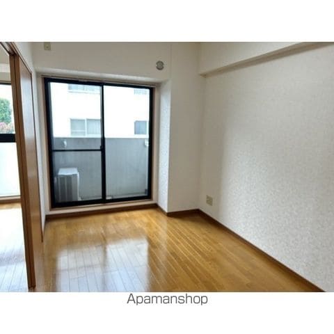 ティアラ目白 AVENUEの内装写真