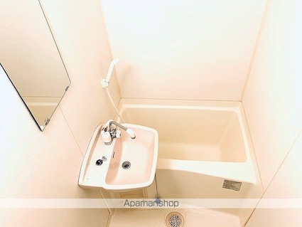 レオパレスパインヒルⅡ[1K/19.87m2]のバス