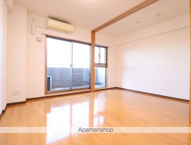 ORACION吹田の内装写真