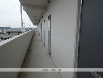 ＨＡＰＰＹＳＷＩＮＧ[2LDK/56.85m2]のエントランス