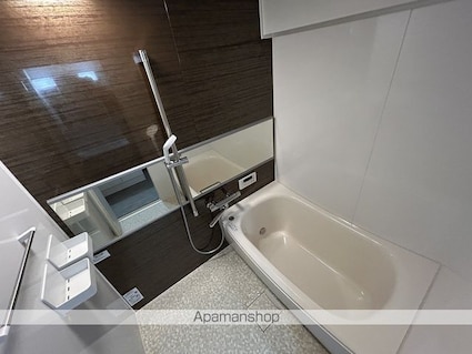 グランプラス西島[3LDK/79.59m2]のバス