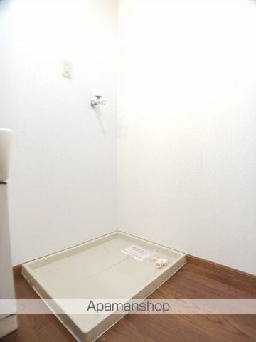 レフィナード朝日台Aの内装写真