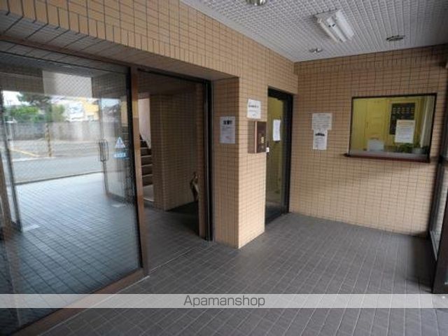 キャッスルマンションの玄関写真