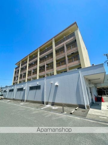 シロスハヤシの外観写真