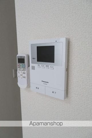 CCR-2018の内装写真