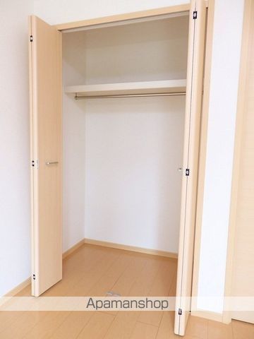 KST13の内装写真