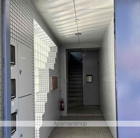パステルクボ8の玄関写真