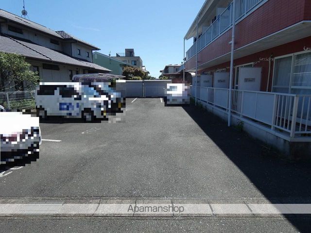 ラフォーレ半田の外観写真