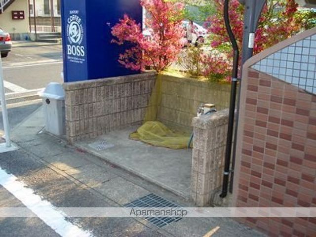 リーパスカーネの玄関写真