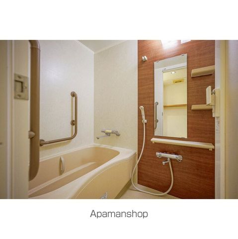 テラス岡本A棟の内装写真