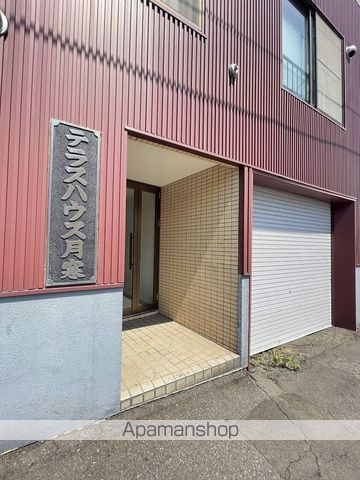 テラスハウス月寒の玄関写真