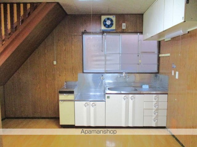 田辺市 2階建 築53年の内装写真