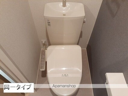 カーサ・コルーテ南[1LDK/50.52m2]のトイレ