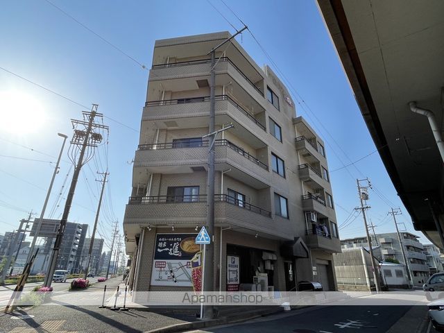 氷室AKマンションの外観写真