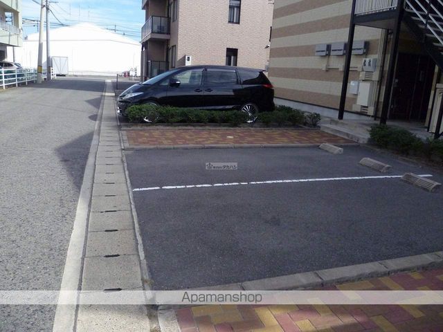 レオパレスタカスのその他写真