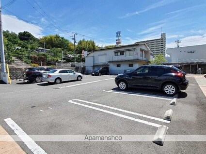 ディアコート　Ｋ[2LDK/57.89m2]の駐車場1