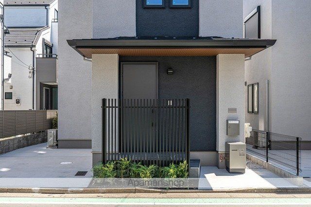 西武鉄道新宿線 井荻駅 徒歩15分 2階建 築1年の玄関写真